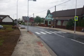 Rekonstrukce chodníků a infrastruktury silnice III/29827, Hradec Králové – 1. etapa